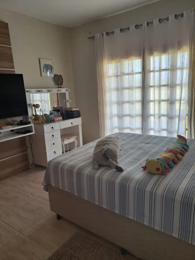 Belíssima chácara em bairro nobre de biritiba mirim - vertentes