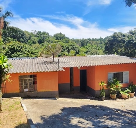 Chácara em biritiba mirim bairro do nirvana 2 casas independentes mega oportunidade